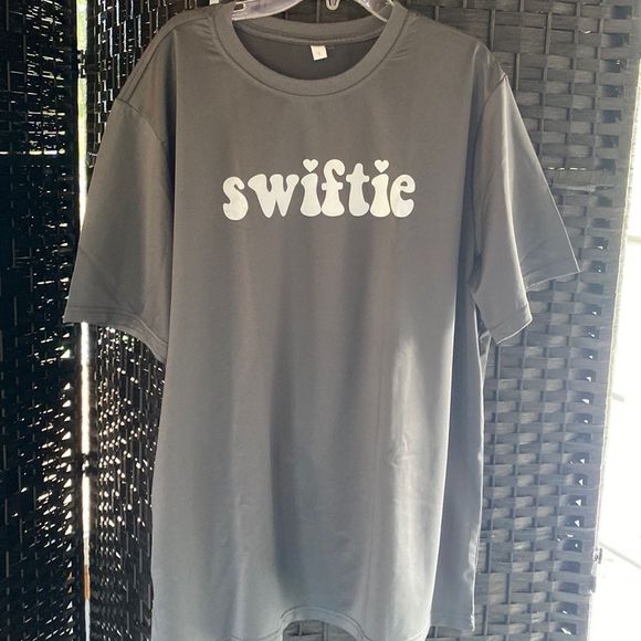Gray Swiftie Taylor Swift T-Shirt Size Large - Picture 2 of 9